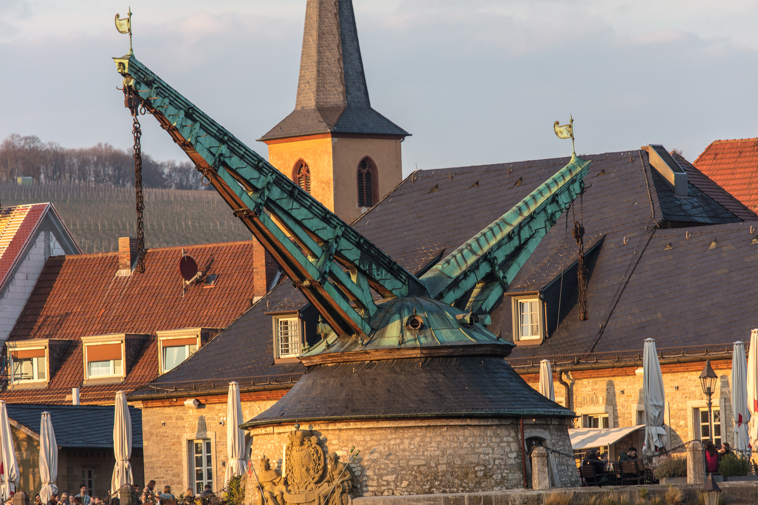 20190330181747 DP010285